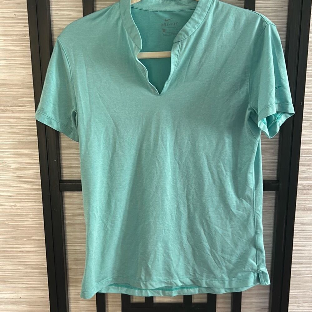 Nike dri-fit turquoise turquoise slit front short sleeve shirt s golf